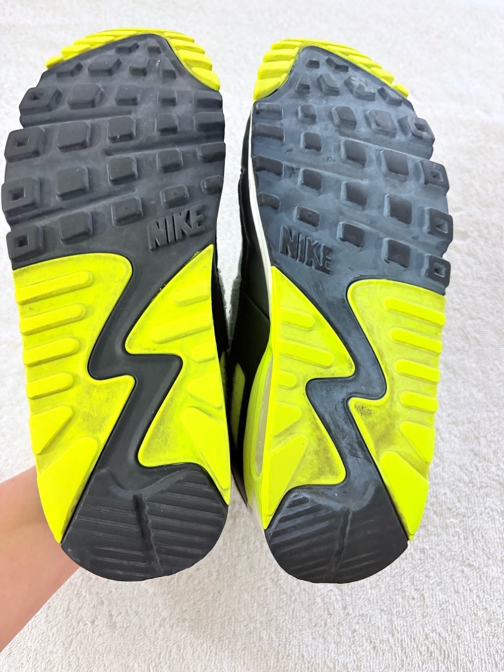 Nike Air Max 90 OG Volt, Neon Yellow Sneakers Sz 6 Women Running Shoes Blokecore - Picture 11 of 13